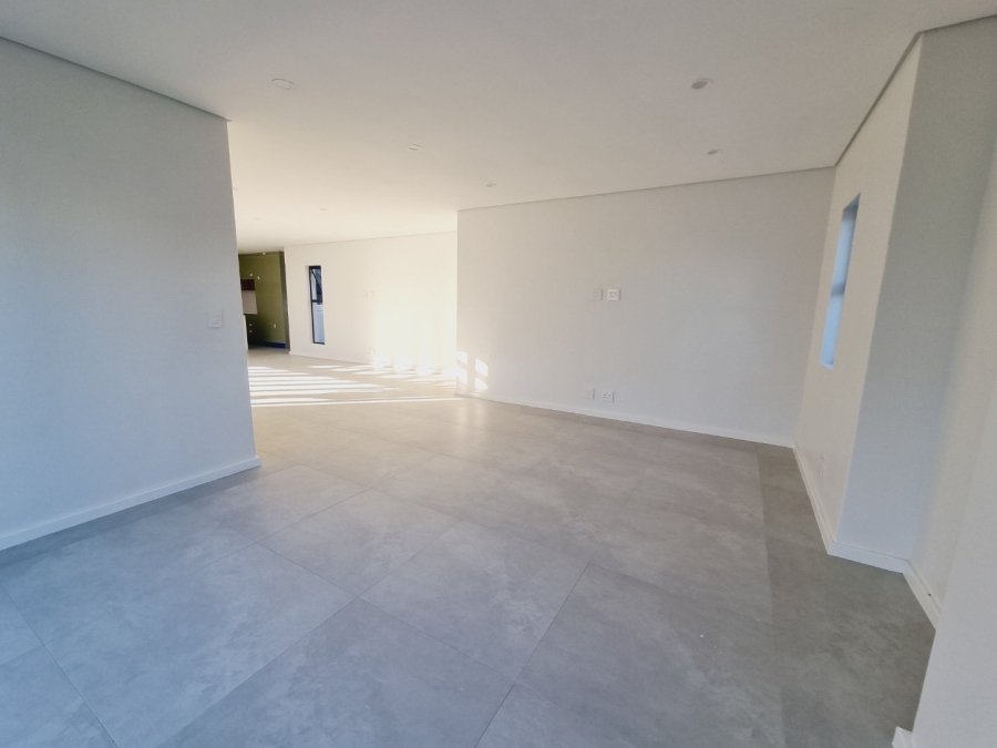 4 Bedroom Property for Sale in Sandown Western Cape